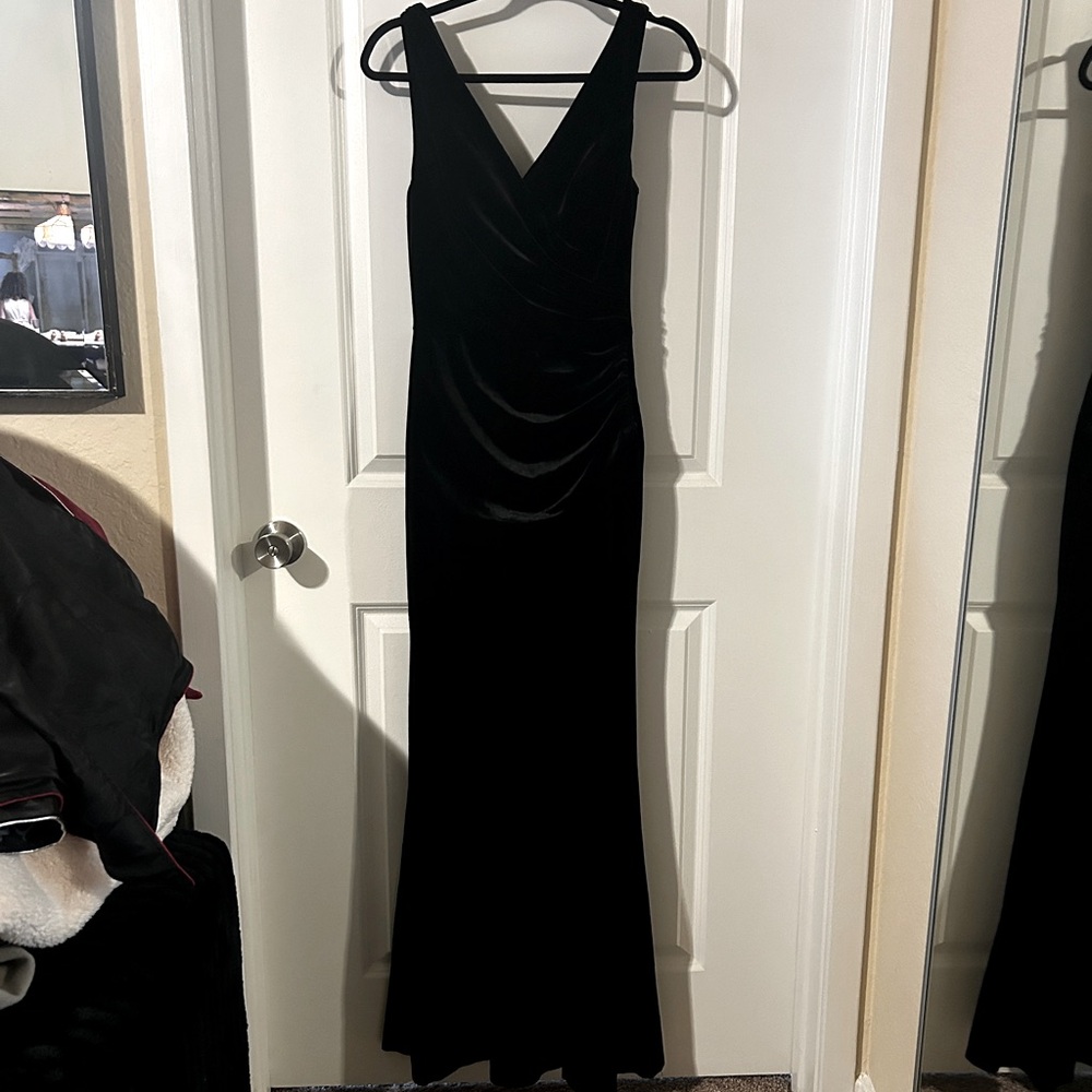 Revelry Bridesmaids Dress | Size 4 | Black Dawson Velvet